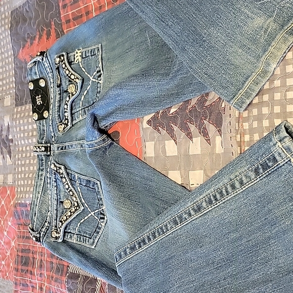 Jeans - Picture 3 of 6